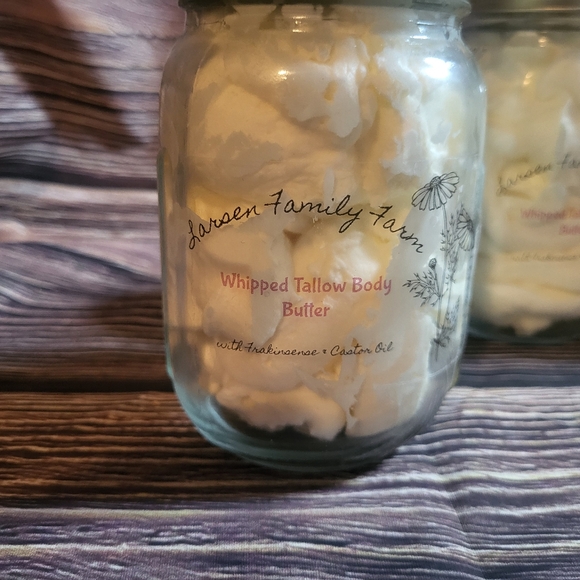 Larsen Family Farm Whipped Body Tallow Frankincense&Castor Oil - Picture 4 of 5